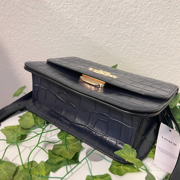 coach Brynn Flap Crossbody C5631 - Picture 4 of 7